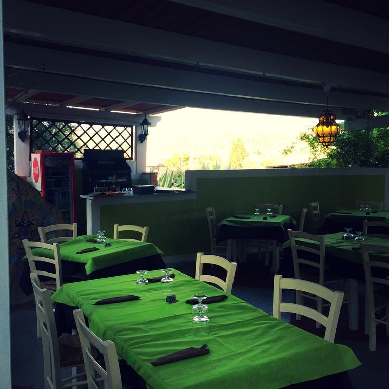 En Ville Bed And Breakfast Gonnesa Exterior foto
